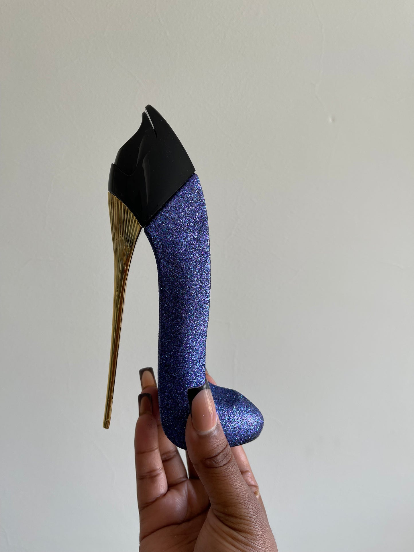 Carolina Herrera Good Girl Collector Edition (Blue Glitter)