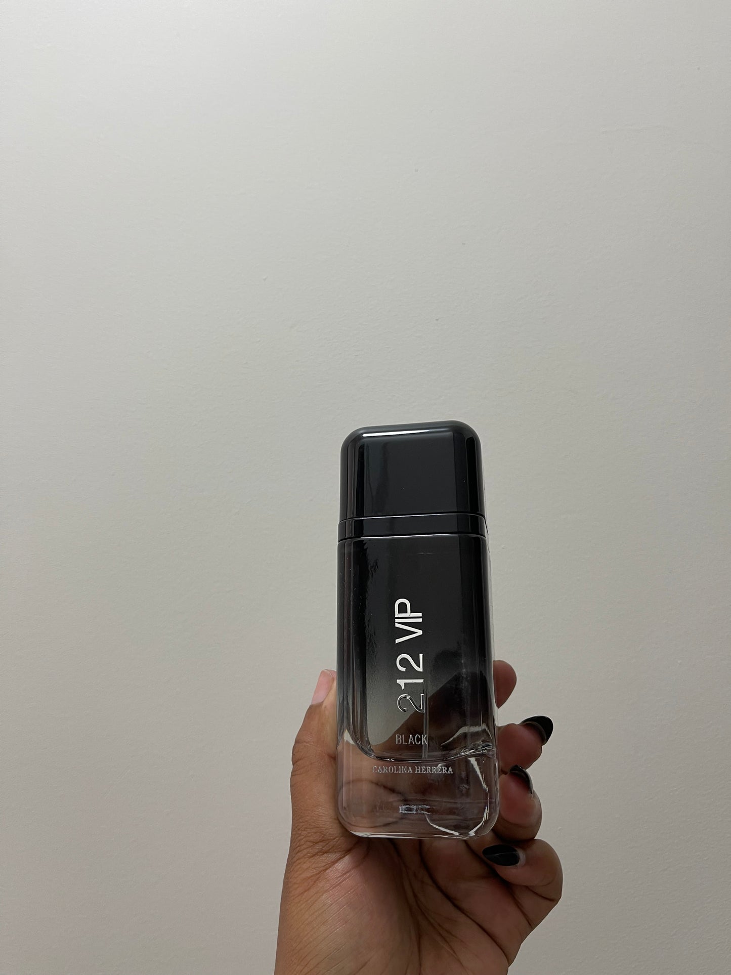 Carolina Herrera 212 VIP Black