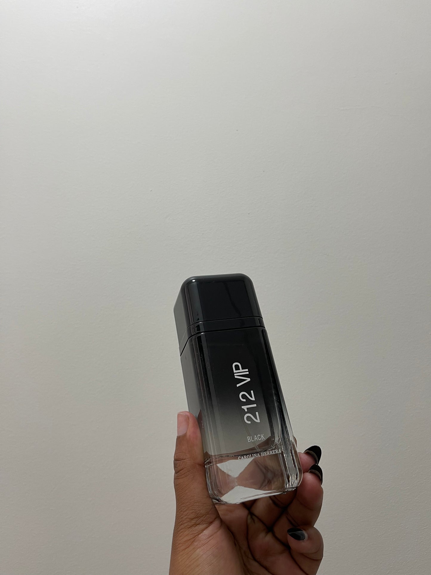 Carolina Herrera 212 VIP Black