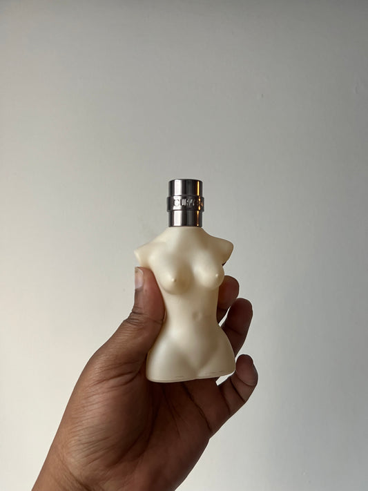 Kim Kardashian (KKW Body)